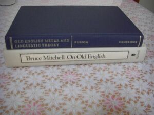 洋書 古英語 2冊 On Old English : selected papers、Old English meter and linguistic theory、Geoffrey Russom B5