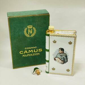 【MIA-10877YN】１円 ～ CAMUS カミュ NAPOLEON BOOK COGNAC ナポレオン ブック コニャック ホワイト 陶器ボトル 700ml 40% 箱 替え栓付き