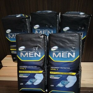 送料込み TENA MEN 男性用失禁パッド レベル2 テーナ メン LEVEL2 ABSORBENT PROTECTOR 20枚入×5(100枚)