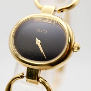 良品！1円スタート！GUCCI グッチ 1600 バングルウォッチ ラウンド ゴールド クォーツ 腕時計 動作未確認 46