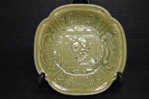 うぶ品　時代物　中国美術　唐物　龍泉窯　青磁　龍花刻　皿　古美術品