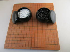 (k6897)囲碁　碁盤、碁石セット　４２ｃｍ×４５ｃｍ　折り畳み式