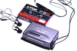SONY WALKMAN TDK D60(未開封) カセットテープ　ソニー ウォークマンSTEREO CASSETTE PLAYER カセットウォークマン 昭和レトロ　ジャンク品