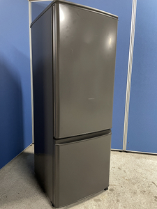 【人気】MITSUBISHI 2ドア冷蔵庫 MR-P17G-H 2022年製 通電確認済み ブラウン 高年式 168L! マットな面材でインテリアと調和するデザイン。