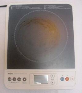 注目：SANYO★サンヨー卓上型IH調理器 IC-D10B★電磁調理器 美品