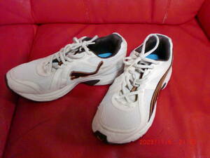 puma. running. 24.5cm