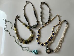 ☆アンティーク螺鈿、天然石デザインネックレス　全6本