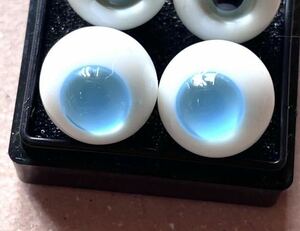 最終お値下げ 12mm グラスアイ ドール 用 ディーラー スーパードルフィー ボークス SD 薄い青　ブルー 球体関節人形 創作人形 ビスク