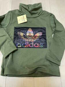 120 新品　アディダス　adidas 裏起毛　トレーナー　韓国　カーキ　子供