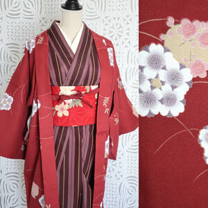 洗える着物 ポリエステル 着物 羽織 帯 3点セット 日本製 アンティーク風 モダン 縞 桜 赤系 美品
