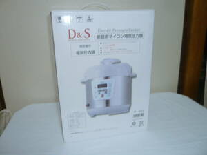 **　D&S　家庭用マイコン電気圧力鍋　**