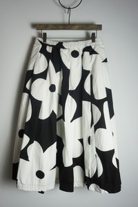 美品 22SS COMME des GARCONS コムデギャルソン Printed Skirt フラワープリント ロング スカート GI-S007 白黒S本物218O▲