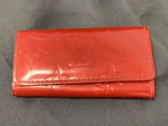 【美品】LOUIS VUITTON  キーケース ヴェルニ レッド