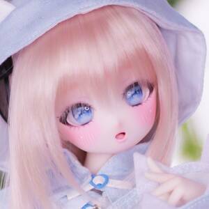  DDH - 27 カスタムヘッド (SW肌)ソフビ盛り + アイ2点 + 舌パーツ + ウィッグ【きっこりぃ*°】