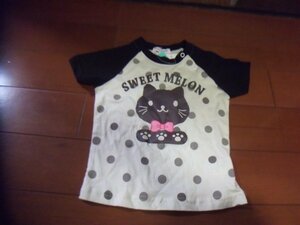 新品　女児　半袖　Ｔシャツ　サイズ95　ねこちゃん　クリックポスト発送可　切手可