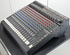 Mackie CR-1604 Analog MIC LINE Mixer 16チャンネル ミキサー 