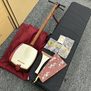 【118896】三味線 メーカー 詳細不明 弦楽器 和楽器 民謡 伝統楽器 日本伝統工芸 バチ ケースなどおまけ★