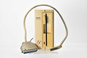 TEAC 5インチ 外付け フロッピーディスクユニット FD-52 接続ケーブル付 通電確認済み [PC-98][FLOPPY DISK UNIT][FDD][当時物]H