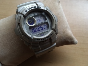 美品 希少 レア デジタル CASIO カシオ G-SHOCK ジーショック アラームクロノ 2000年記念モデル G-2000 ゴールド色 メンズ 腕時計