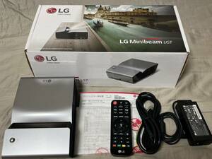 LG PH450UG 超短焦点 ホームプロジェクター LGエレクトロニクス