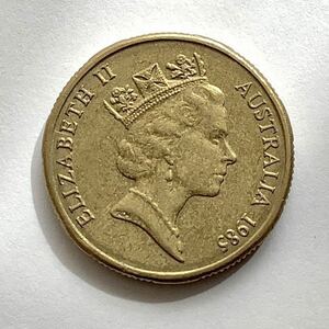 【希少品セール】オーストラリア エリザベス女王肖像デザイン 1ドル硬貨 1985年 1枚