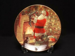 美品 イヤープレート 飾り皿 クリスマス 21cm 1997 Royal Doulton [0402初]