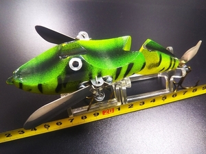 ハイフィン ホグバスター #タイガー USED 羽根物ビッグベイト 推定ステンレスウイング ウッド製 Hi-FIN HAWG BUSTER