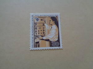 ドイツ（東ドイツ・ベルリン）切手　1969年　IPTT国際世界会議シリーズ　アジアの電気通信エンジニア　30