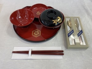 未使用品 御食初椀 御食初めセット 茶碗 お椀 お盆 箸 スプーン ごはん お吸い物 出産祝い お食い初め　☆ちょこオク☆雑貨80