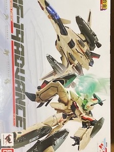 DX超合金　VF-19 アドバンス　　新品未開封　マクロス　バルキリー