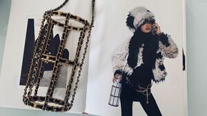 【値下げ！】幻の希少品！CHANEL ボトルチェーンドリンクホルダー