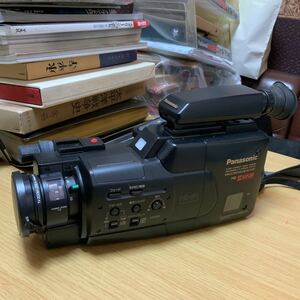 ○Panasonic S-VHS コンパクトムービーカメラ NV-M50 ビデオカメラ 動作未確認ジャンク品