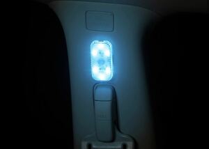 新品　タッチライト 小型 コンパクト タッチセンサー マグネット　　LED汎用 ルームランプ 災害 停電対策　２個セット　点灯色ホワイト