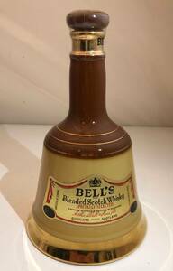 BELLS ベルズ 陶器ボトル SCOTCH WHISKY スコッチウイスキー 総重量1001g 未開栓 古酒