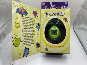 【新品・未開封】BANDAI バンダイ たまごっち TAMAGOTCHI 英語版 緑 green 欧米版 レトロゲーム