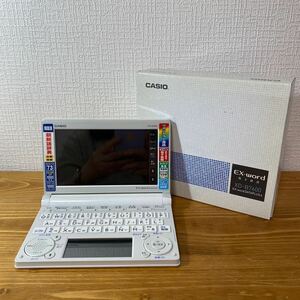 4-210 CASIO カシオ 電子辞書 EX-word エクスワード ホワイト 白 充電式 電池式 ツインカラー液晶 メモリカード対応 XD-B7600