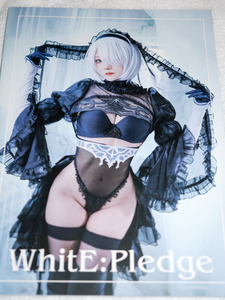 WhitE:Pledge くろ 絶対領域 コスプレ 写真集 冊子 同人誌