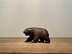 アイヌ『 木彫 熊 』 木彫り熊 木彫熊 ガラス目 北海道 旭川 民族 当時物 木彫り 民藝 民芸 工芸 郷土玩具 置物 オブジェ 【検索 やくも