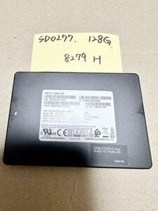 SD0277【中古動作品】SAMSUNG 内蔵 SSD 128GB /SATA 2.5インチ動作確認済み 使用時間8279H