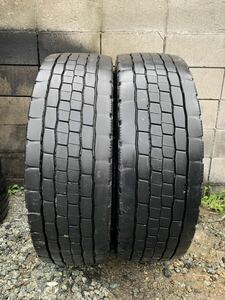 引取り可能！275/70R22.5 DUNLOP SP680 19年製 10mm 中古トラックタイヤ ２本