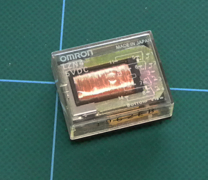 オムロン(OMRON) 基板用リレー LZN4 DC5V 【未使用】