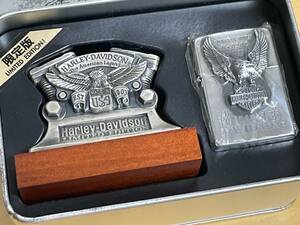 未使用品 zippo ジッポ ジッポー HARLEY DAVIDSON ハーレーダビッドソン 限定版 LIMITED EDITION 台座 ライター セット