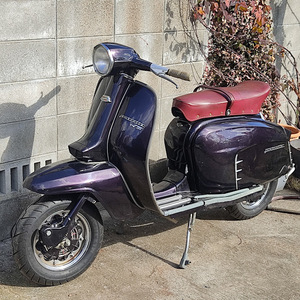 希少　ランブレッタ　TV２００　3型　イノチェンティ　Lambretta　TV200 Series 3 現状渡し