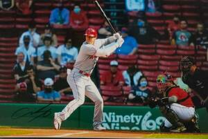 ○大谷翔平　直筆サインフォト/写真　ロサンゼルス・エンゼルス　21.23ア・リーグＭＶＰ 二刀流