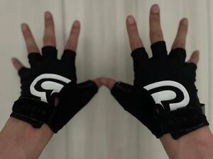 送料無料 PISSEI ピセイ GLOVE グローブ Mサイズ ワンオーナー サイクル ハーフ 指切 黒 ブラック Black 美品