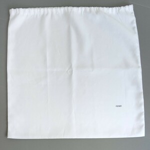 〔フェンディ〕50×50cm 保存袋 巾着袋 布袋 FENDI 正規品 バッグ用 大きめ ホワイト（0116)