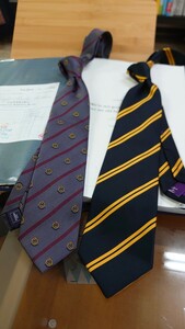 RALPH LAUREN PURPLE LABEL BLACK/YELLOW REP TIE +CREST TIE GREY BASE