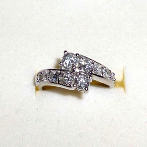 Pt900sweet 10diamond ring