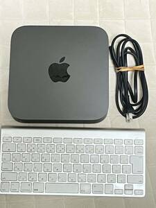 中古　おまけ付きApple MAC MINI /Corei3 3.60GHz / 8192MB / SSD:256GB / macOS Catalina(10.15.7) / 管理番号0000056486