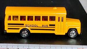 トミカ F５スクールバスS=1/108（1976年、日本製）　　